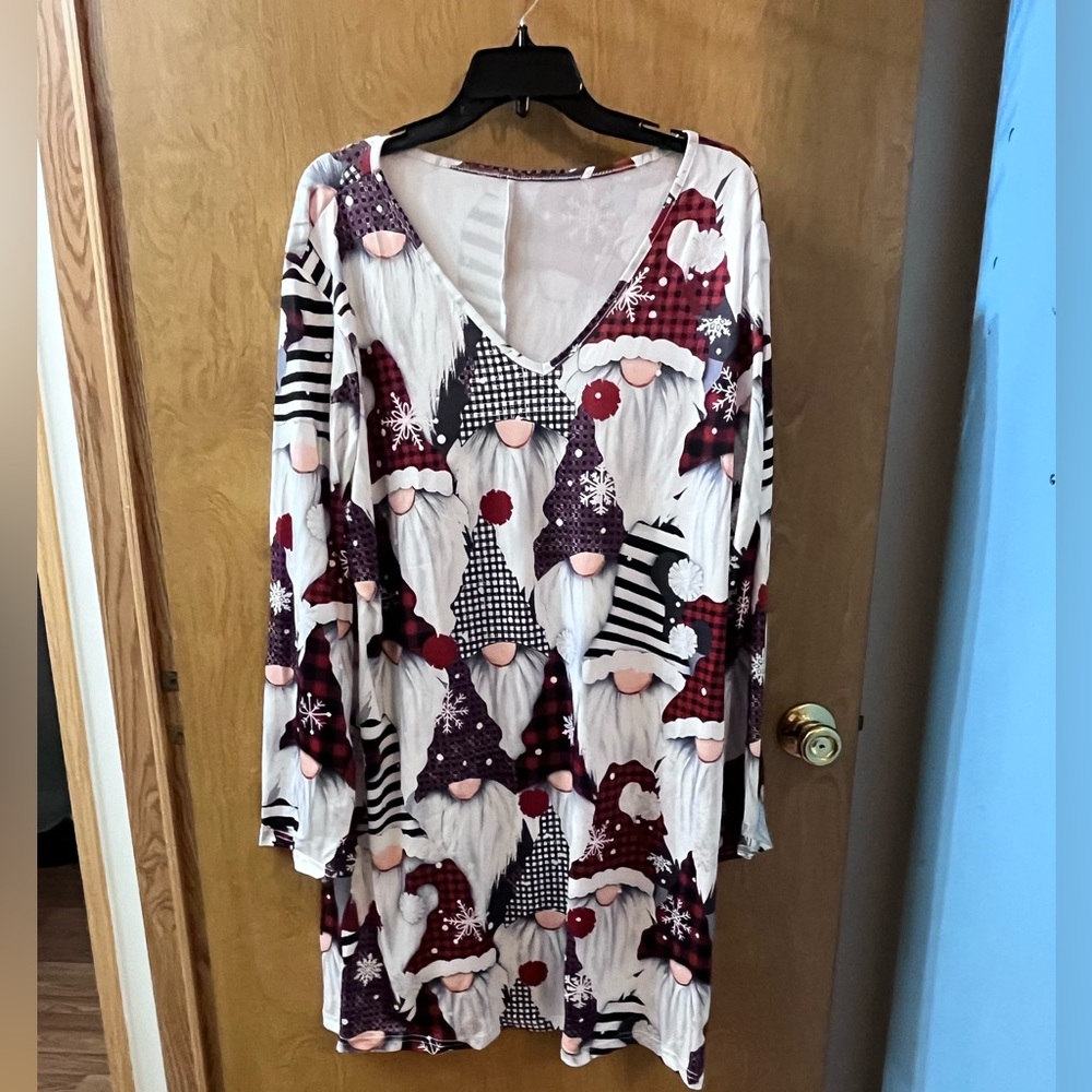 SHEIN Festive Gnome Print Long Sleeve Dress - V Neck Red and White 3X NWOT - Picture 1 of 9